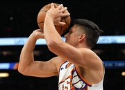 英雄联盟总决赛-太阳队在本场比赛中逆转晋级下一轮