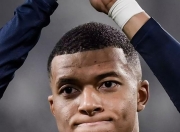 英雄联盟总决赛-利物浦笑傲群雄，以小组第一身份晋级