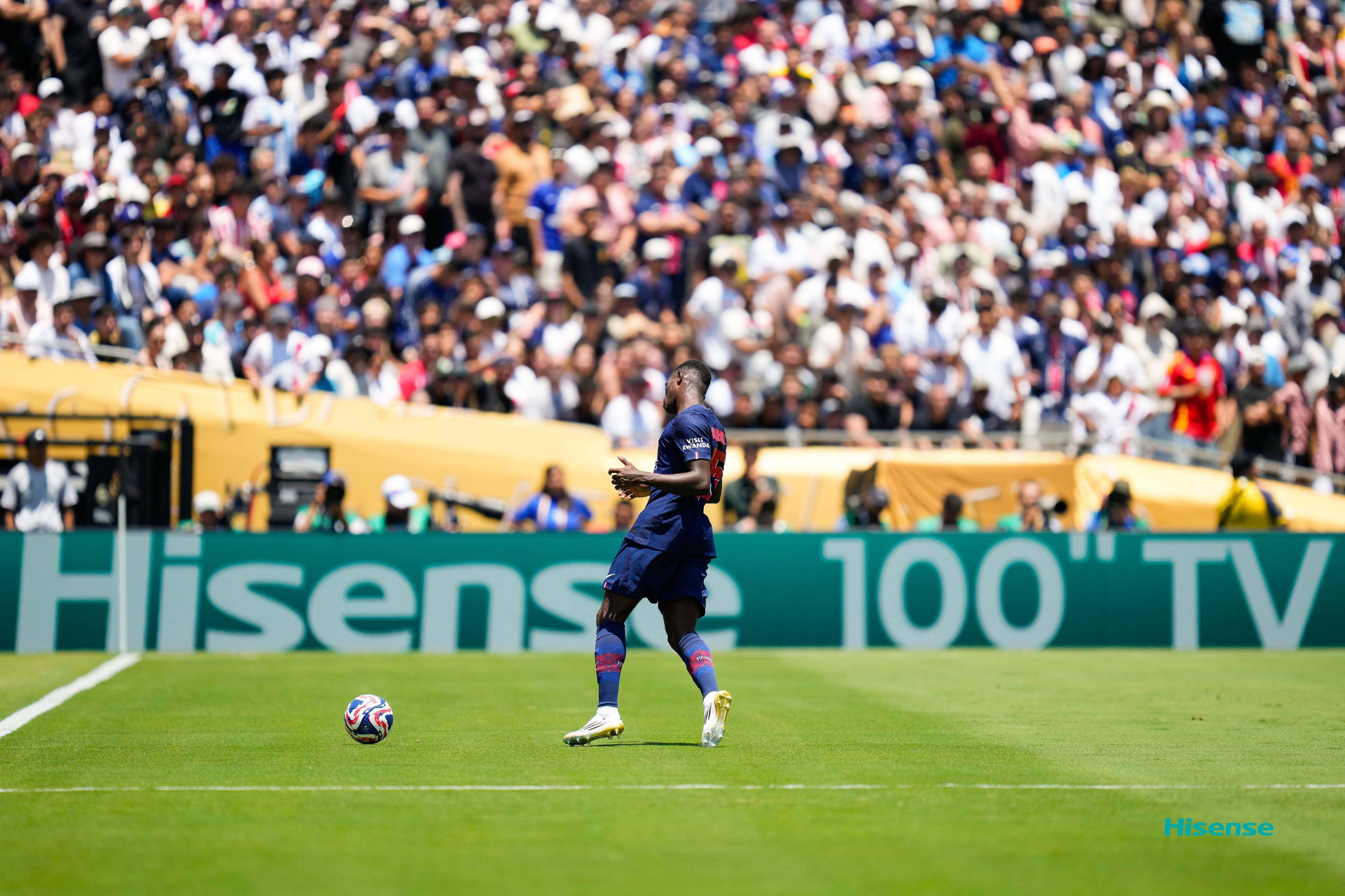 皇马战略稳妥,铁血防守迎接欧冠挑战的简单介绍 皇马战略稳妥,铁血防守迎接欧冠挑战的简单介绍