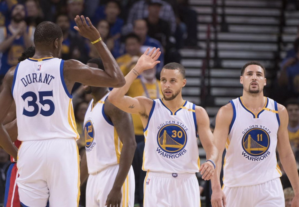 西藏队取得重要胜利,迈向季后赛 西藏队取得重要胜利,迈向季后赛