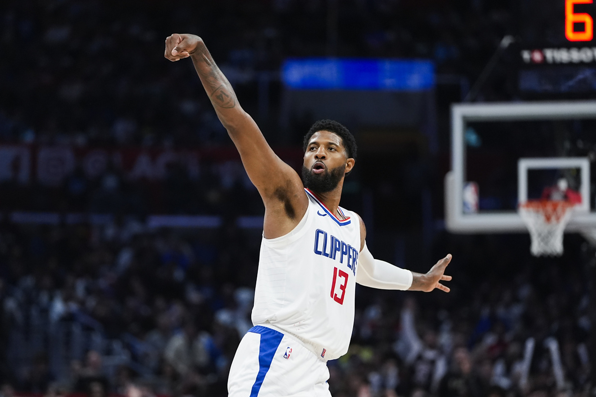 快船力克勇士,乔治绝杀成英雄 快船力克勇士,乔治绝杀成英雄