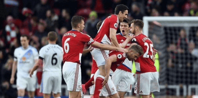 狼队客场惨败斯旺西，表现疲态