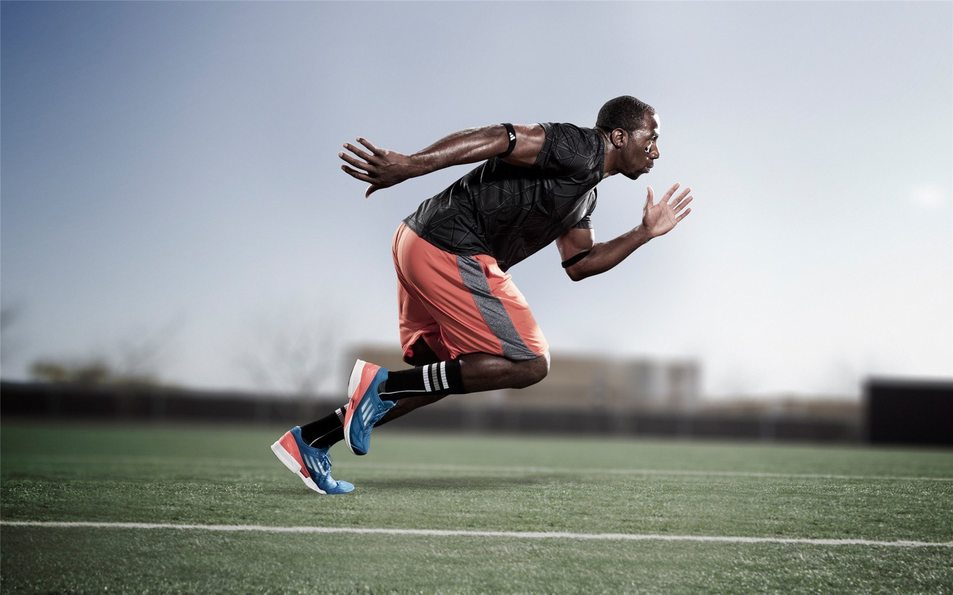 塞维利亚对阵荷兰，当凯恩成为大场面先生的非对称对决